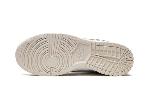 Image of Nike Dunk Low SE Women's Trainers