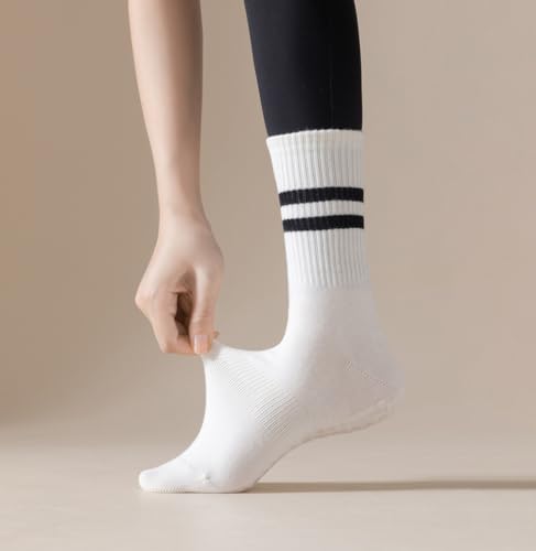 Image of Womens 4Pcs Pilates Grip Socks Non Slip Yoga Socks with Grips Barre Hospital Athletic Socks for Women