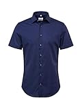 Die Passform Slim Fit, ehemals Uno Super Slim, liegt eng an und umspielt die maskuline Figur, der Schnitt ist tailliert und setzt Männer in Szene - für viele Mode-Variationen / Mit Kent-Kragen