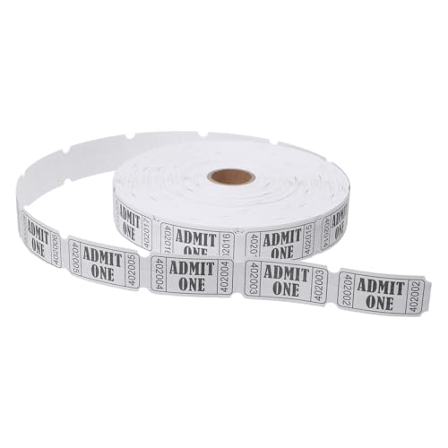 Weiße Pauschaltickets aus Papier mit Nummerierung und Perforation