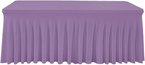Nappes extensibles pour masquer les tables d'hôtels usées