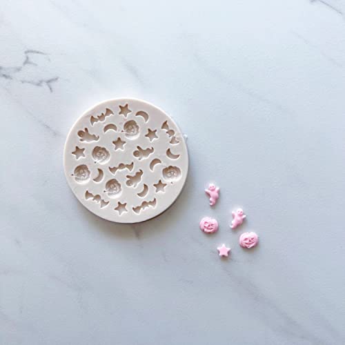 Mini Halloween Mold For Cupcakes, Cakepops, Chocolate Strawberries, Pretzels And Rice Krispies