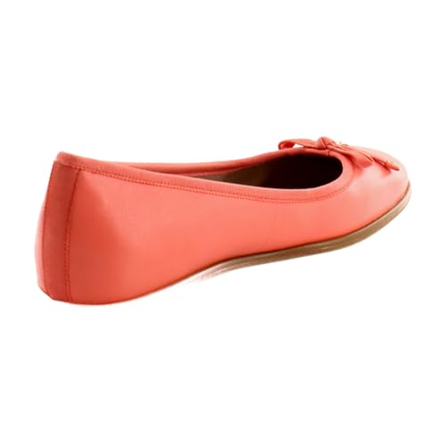 Image of Naturalizer Essential