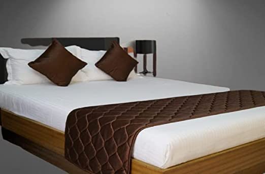 TRIPURARI 200TC Solid Quilted Velvet Bed Runner Scarf with Matching Cushion Covers/Slipcover Mattress Protector/Bed Linen Scarf/Decorative Set for Bedrooms/Hotel Rooms/Guest Rooms (Brown)