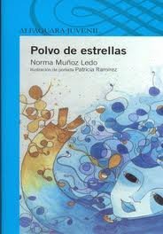 Paperback POLVO DE ESTRELLAS [Spanish] Book