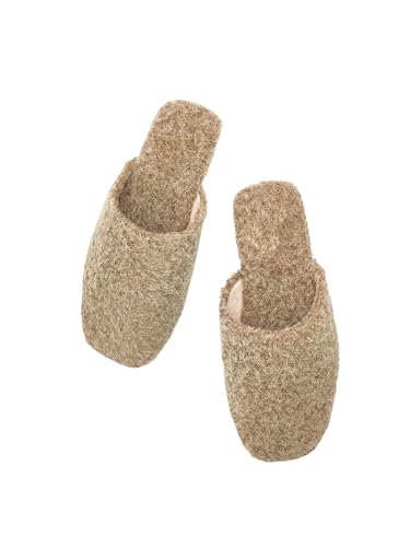 Plush Slippers - Women's Luxury Indoor/Outdoor Home Shoes, Comfortable, Non-Slip Soles, Simple and Stylish