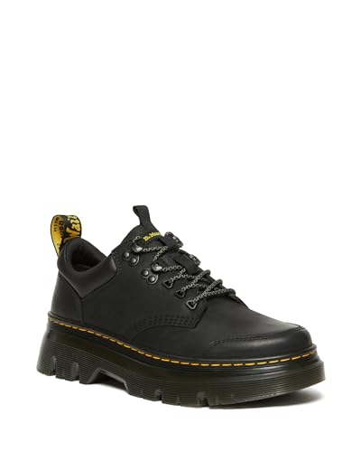 Dr. Martens Tarik Lo Oxford parfaites pour arpenter la ville au quotidien avec style