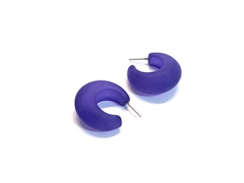 Cobalt Blue Hoop Earrings | vintage frosted lucite snail shell hoops - SNL-BL-33