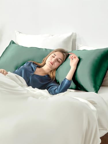 Image of THXSILK Set of 2 100% Mulberry Silk Pillowcase for Hair and Skin, Grade 6A+ Mulberry Silk Pillow Cases 22 Momme, Hypoallergenic Pillow Case Cover with Zipper (Body Size 20 inchx54 inch, Green)