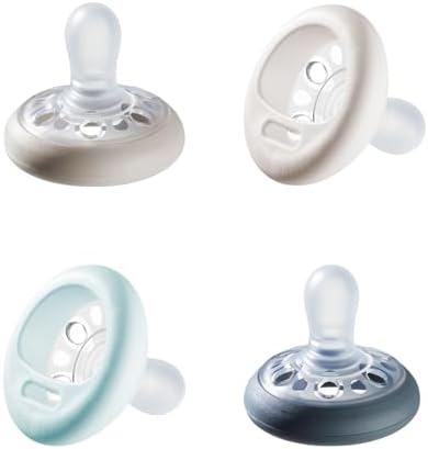 Tommee Tippee Breast-Like Pacifier, 0-6 Months, Symmetrical Design, Natural Breast-Like Baglet, BPA-Free Binkies, Pastel/Blue/Black, Pack of 4