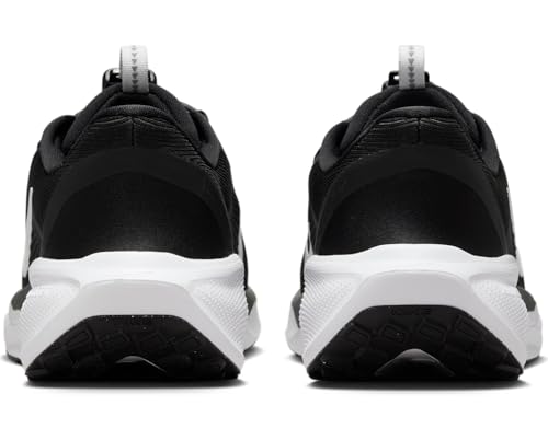 Nike Women's Pegasus Easy on Sneaker3