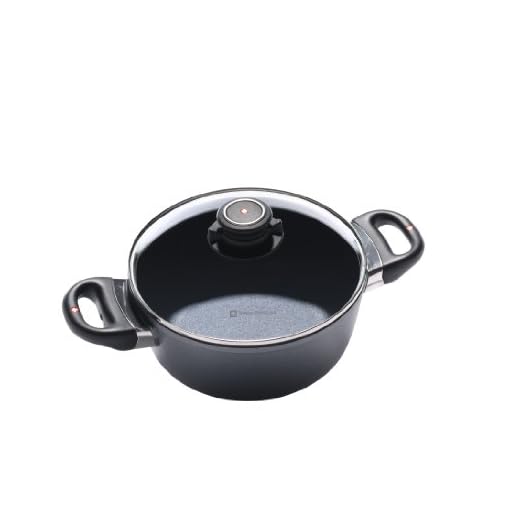Swiss Diamond 8" 2.3 Qt Casserole Pan HD Nonstick Induction Diamond Coated Aluminum Casserole Pan W/Lid Dishwasher/Oven Safe Grey
