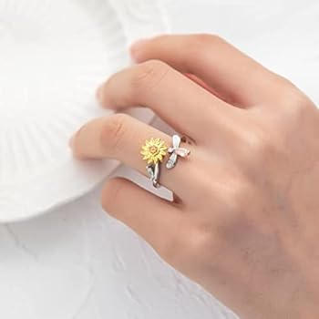 Flower Necklaces, Delicate Rotatable Crystals Bauhinia Flower Pendant