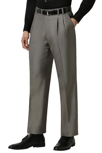 Image of Van Heusen Men's Regular Work Utility Pants