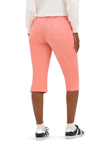 Image of Lee Women's Ultra Lux Comfort with Flex-to-go Utility Skimmer Capri Pant