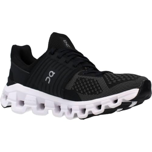 Image of On Women's Cloudswift Sneakers