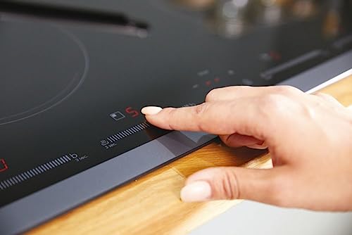 Plaque de cuisson à induction CANDY Elite CIES642MCTT Verre trempé 60 cm 4 amplificateurs - vue 4