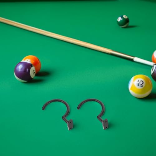 Protégez vos queues de billard des chutes avec ces crochets de table
