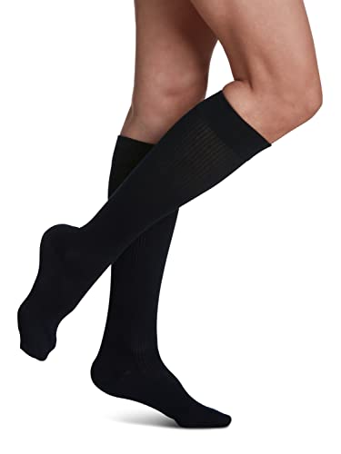 SIGVARIS Women's Casual Cotton 146 - Calf High Medical Compression Socks - 15-20mmHg