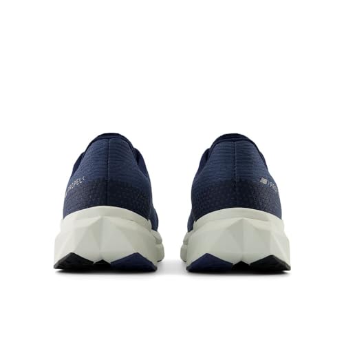 Image of New Balance Men's FuelCell Propel V5