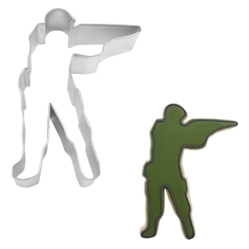 R&M Soldier/Hunter 5" Cookie Cutter Tinplated Steel