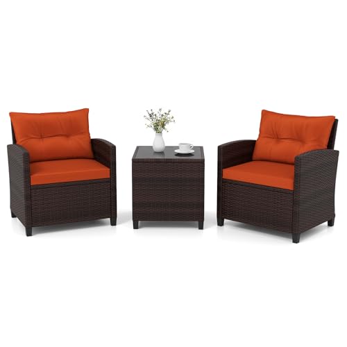 GIANTEX Conjunto de Muebles Jardín 3 Piezas, Mesa y Sillas de Exterior de Ratán PE con Cojines, Mesa con Tablero de Vidrio, para 2 Personas, para Terraza, Patio, Balcón (Marrón+Naranja)
