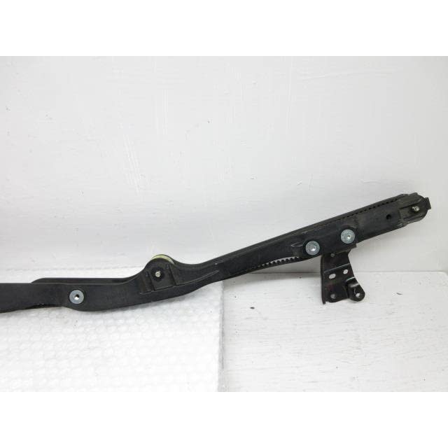 ルーミー　M900A　フロントドア右　管理番号　4589