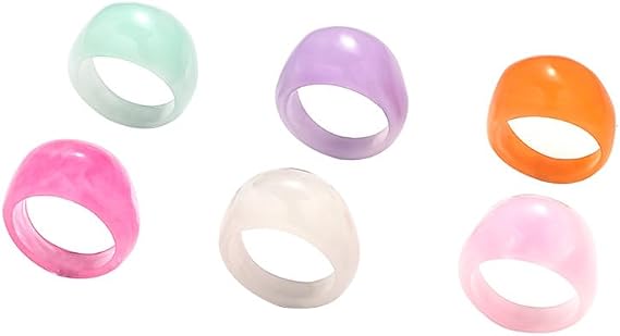 カラフルな樹脂製の分厚いイヤリング6個セット ユニークなアクリルプラスチックナックルジョイントフィンガーリング 幅広で厚いドームスタッカブルリング 美的Y2k ステートメントリング, adjustable, 亜鉛, 宝石なし