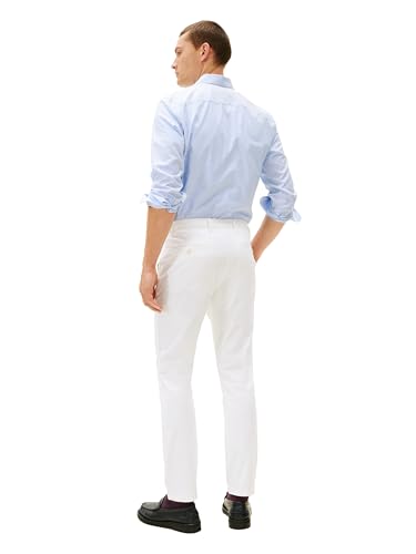 Image of Tommy Hilfiger Men's Stretch Cotton Chino Pants in Slim Fit