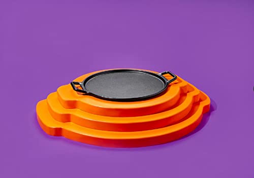 Lodge BOLD 14 Inch Seasoned Cast Iron Pizza Pan, Design-Forward Cookware by Lodge - Image 4