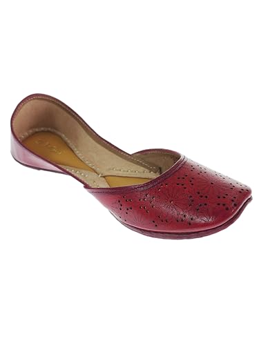 Image of Fulkari Women Cutwork Casual Genuine Soft Leather Jutis | Bite and Pinch Free Juttis | Punjabi Jutti | Girl's Office Flat Ladies Mojari | dailywear Ethnic Juti |