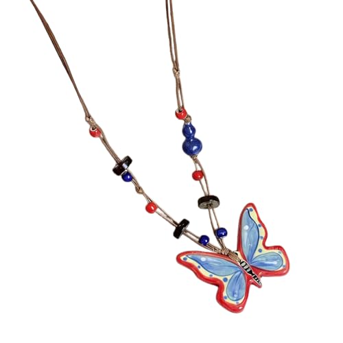 Collier papillon ethnique pour sublimer un décolleté simple