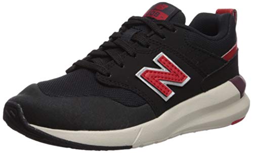 New Balance Boy's 009 V1 Sneaker