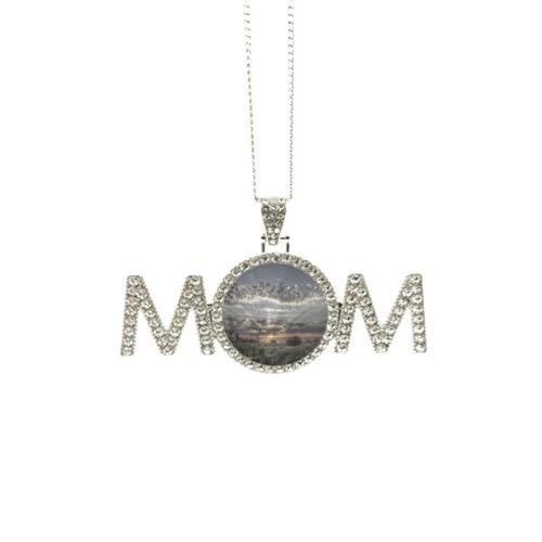 Collier nuages gris foncé pour sublimer le style quotidien de maman