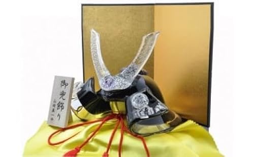 健やかな成長を 武将兜 GK-06KU[粋工房]