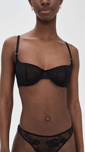 Women's Bouquet Lace Scooped Balconette Bra2