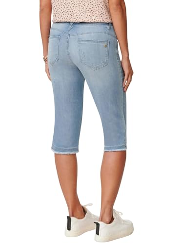 Democracy Women's Ab Solution 18" Skimmer4