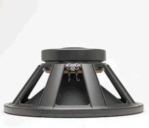 Bocina 18 in 650 W RMS 41 Hz - 2.40 kHz 8 OHM