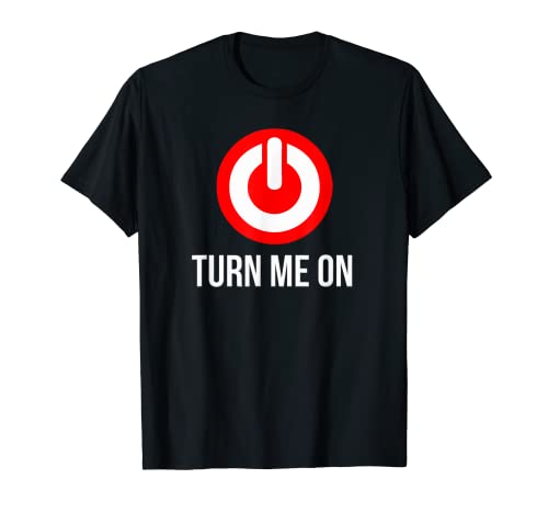 T-shirt da giocatore con bottoni grafici "Turn Me On" Maglietta
