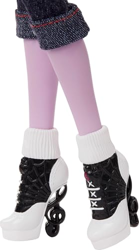 Monster High Boo-riginal Creeproduction Operetta Collectible Doll with Diary, Memphis Daddy O Longlegs Spider and Pedestal Toy for Children 6+ Years HYV90