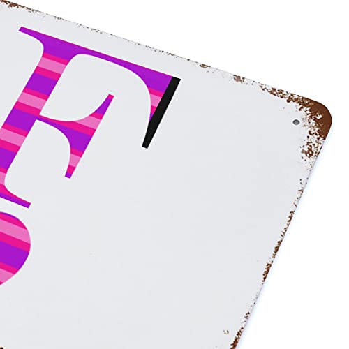 Lettres F en forme de cœur pour masquer un mur vide