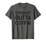 Expresa tu personalidad única con un toque de estilo gótico. 'Straight Outta Coffin' captura la esencia de vibraciones espeluznantes, ideal para reuniones fantasmales y celebraciones embrujadas.