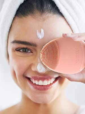 Brosse visage acné et pores obstrués : la solution silicone anti-âge - 5