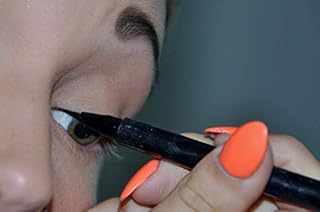 Home Comforts Eye Woman Maquillaje Cosméticos...