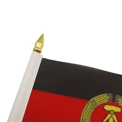 AZ FLAG - Tischflagge Deutsche Demokratische Republik - 15x10 cm Goldene Splitze - Ddr Tischfahne 10 x 15 Cm - Flaggen