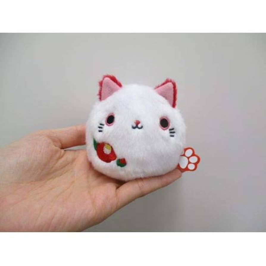 ねこだんご　ぬいぐるみ こんにちは🌸 寒い日が続いていましたが、 暖かく春らしくなっ