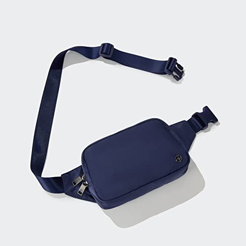 Image of Pander Belt Bag Large 2L, Nylon Fanny Pack Purse for Women and Men with Adjustable Strap