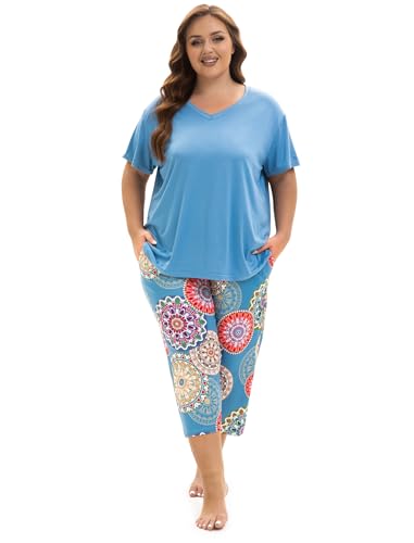 Image of Plus Size Pajamas for Women Set, Womens Plus Size Short Sleeve V Neck Capri Pants Pajama Sets with Pockets