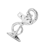 Cette broche dispose d'un design exquis avec des propriétés robustes, assurant un port facile et une fixation sûre avec sa broche détaillée