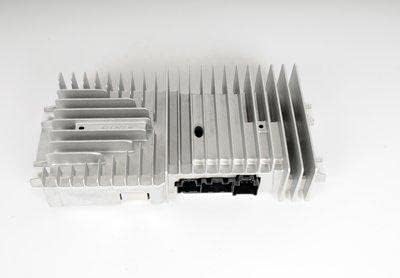 GM Genuine Parts 20808897 Amplificador de altavoz de radio